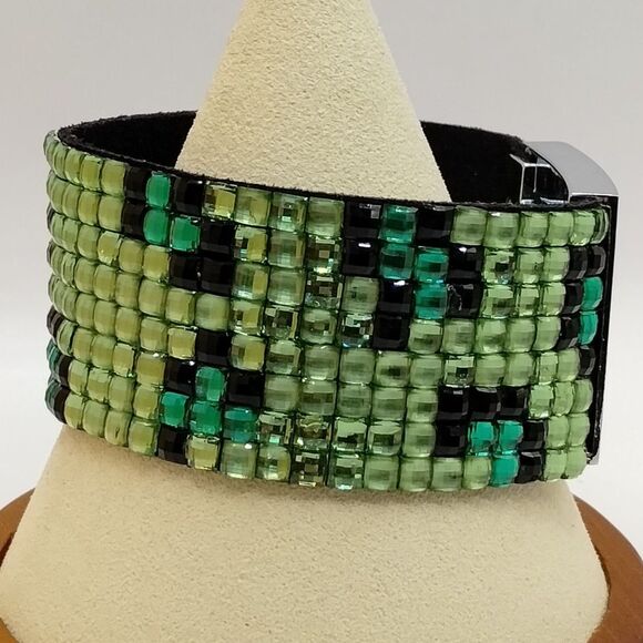 Vintage Wide Statement Rhinestone Wrap Bracelet with Large Heart Fold Over Clasp - Picture 4 of 6